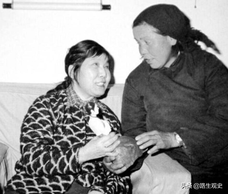 新凤霞刘巧儿全场戏,当年最喜欢看新凤霞扮演的刘巧儿