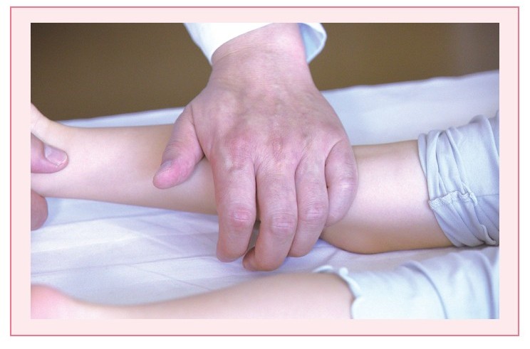 小孩抽筋按什么穴位最好,穴位贴治疗腿抽筋穴位图