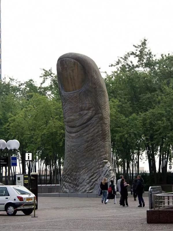 十大创意雕塑作品,创意雕塑100例