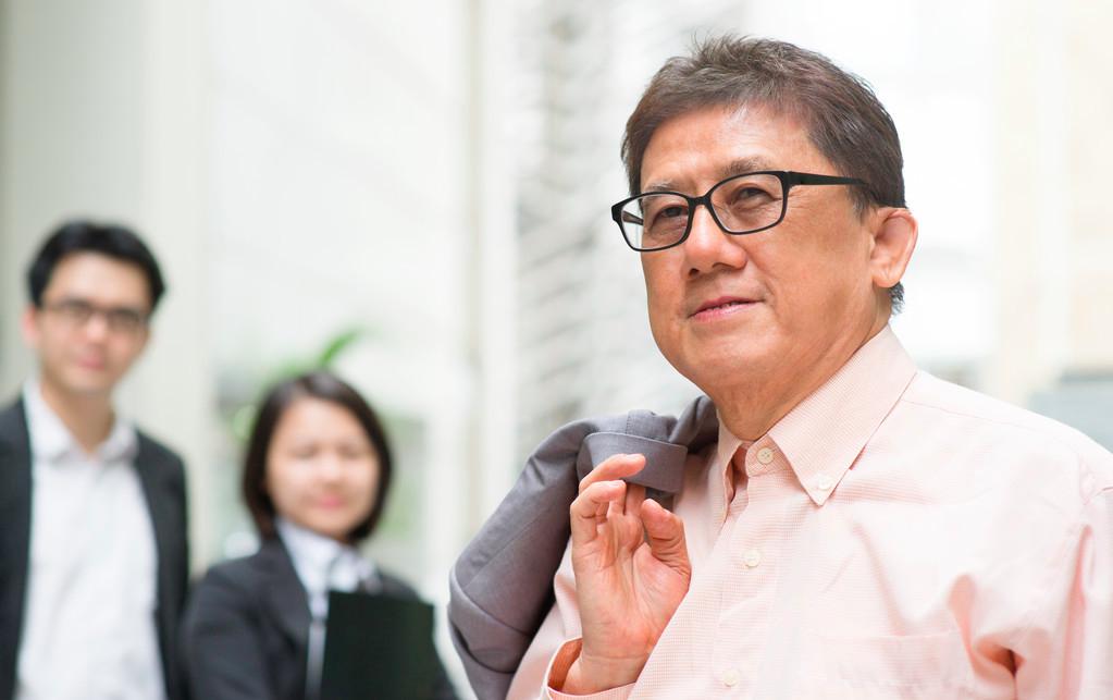 职场老员工出路,职场老员工