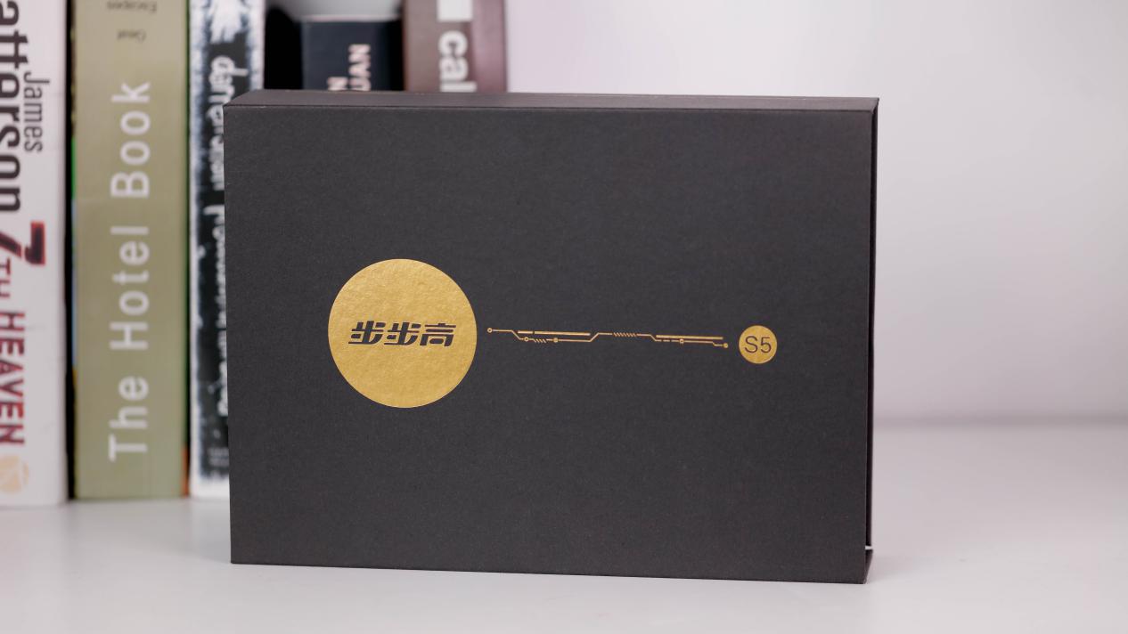 没时间辅导孩子,班上家长推荐步步高家教机,使用后超出期望