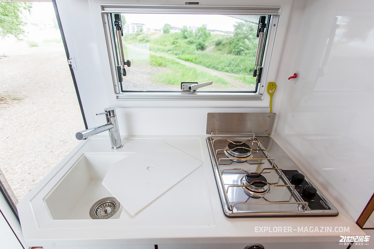 布雷诺奇霸天虎！全时四驱前后差速锁，硬汉都喜欢的房车