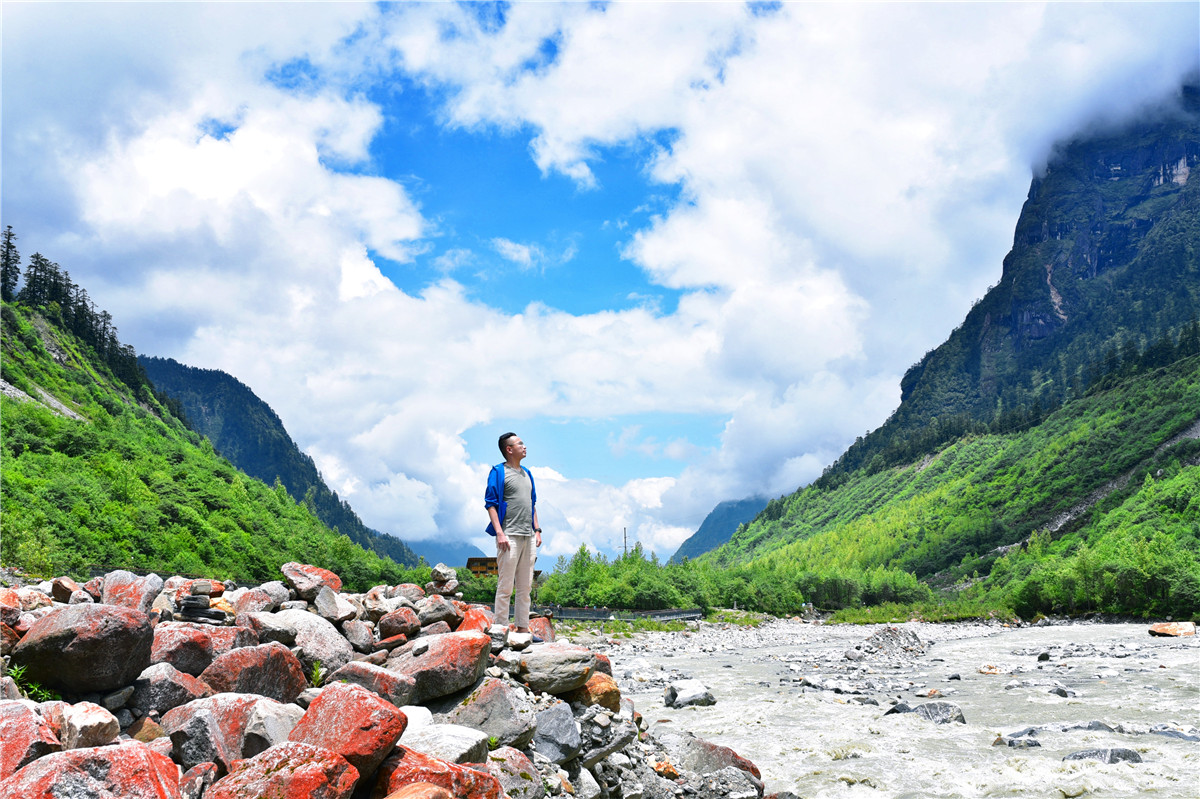 去一次西藏歌曲,圣洁甘孜之旅