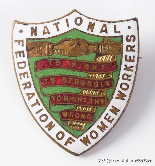 三个女人一台戏，一群女人争口气：不八卦不宫斗，她们一起做大事