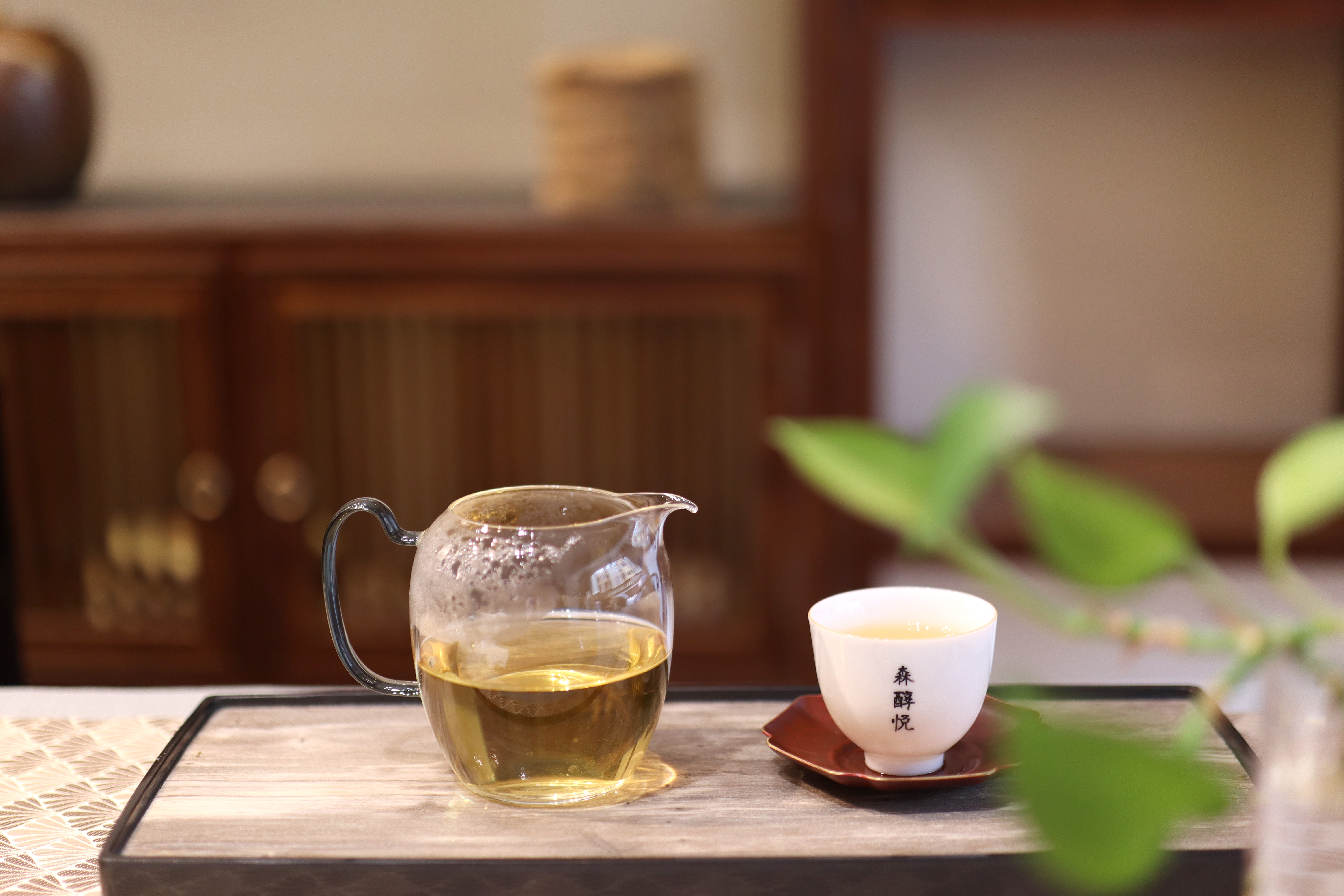 普洱茶的烟味是怎样的,普洱茶有烟味是怎么回事