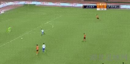 鲁能专为武汉创造奇迹，2005赛季出了个周燎，2019赛季是他们俩…