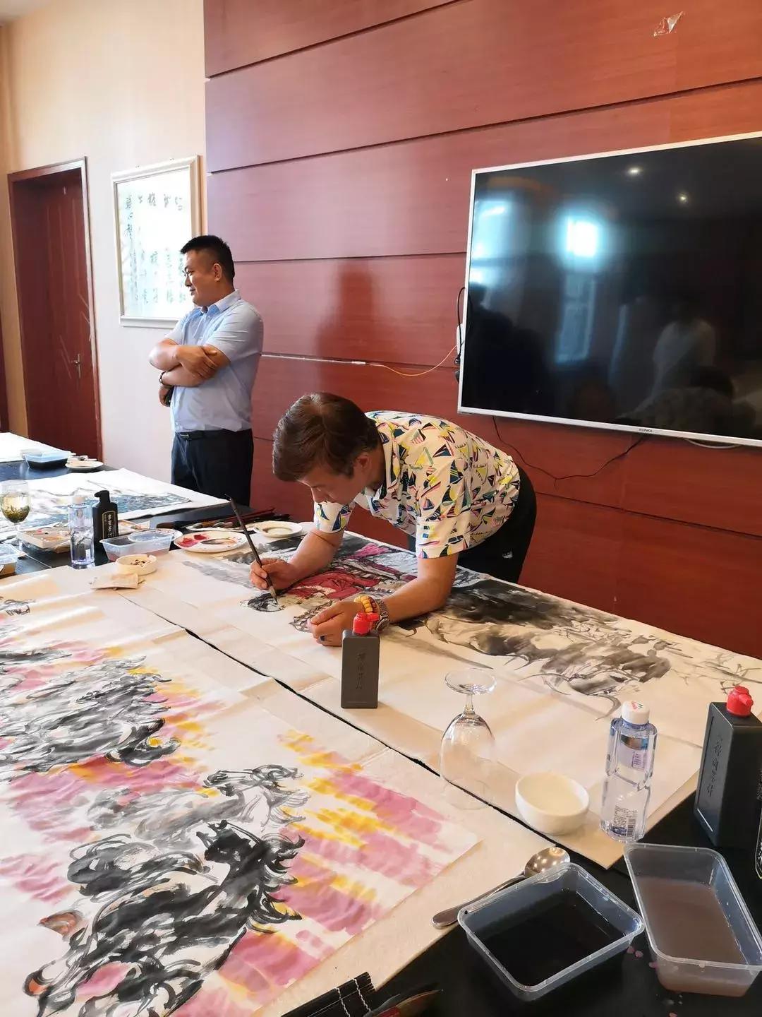 伉俪夫妇李毅、王渊助力中华儿慈会·用爱温暖甘肃贫困留守儿童