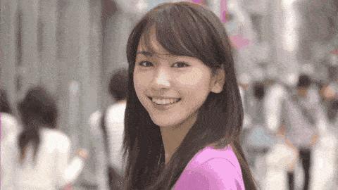 新垣结衣每一帧都让人心动,新垣结衣笑容甜美清新脱俗