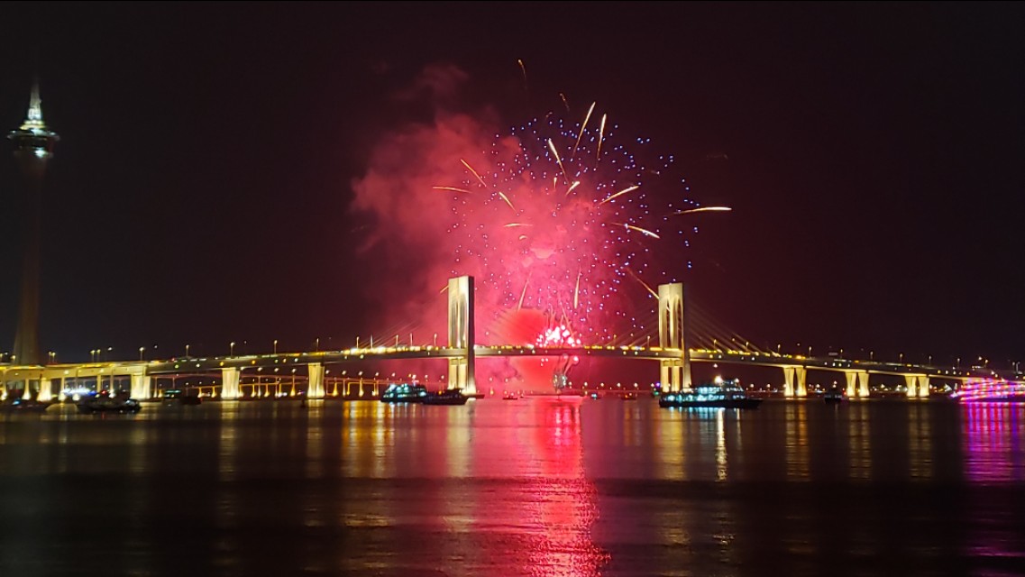 三星galaxys9直播,三星galaxys9视频