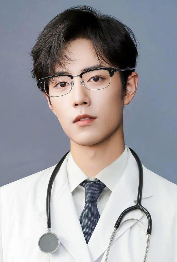 肖战被围堵现场视频,肖战被围堵时的眼神