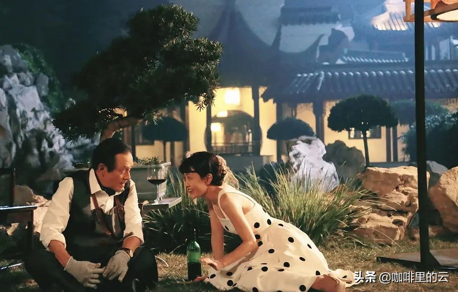 喜宝：童话故事里的灯最后都暗掉了，空有城堡和失去光彩的水晶鞋