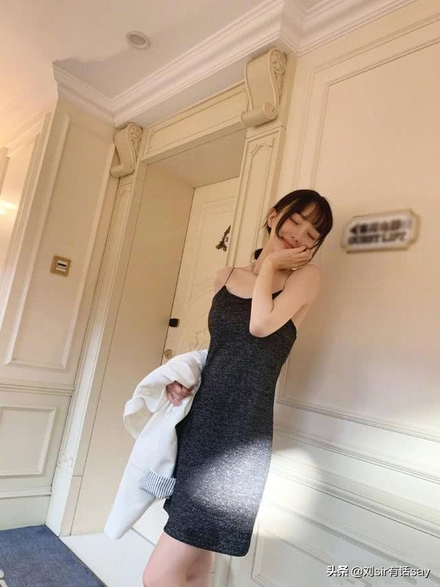 李小璐近期跳舞照片,李小璐直播后失声痛哭照片