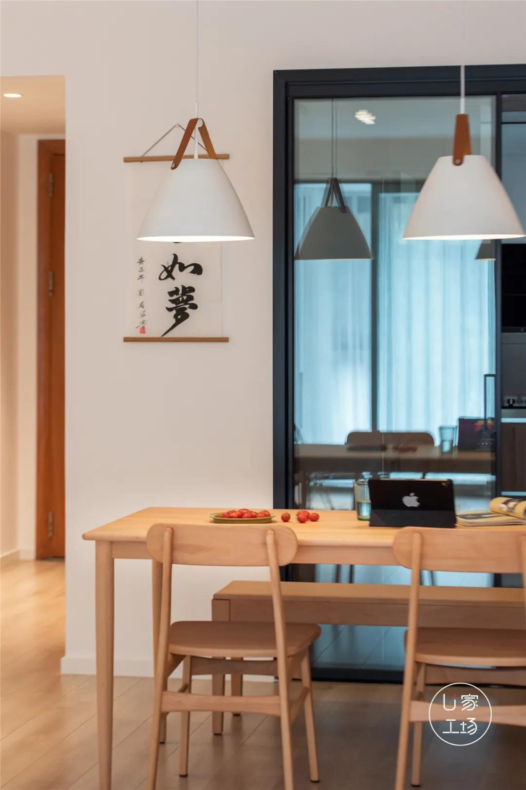 89㎡出租屋“变身”日式极简美宅,无主灯+藤编原木,玩出新花样