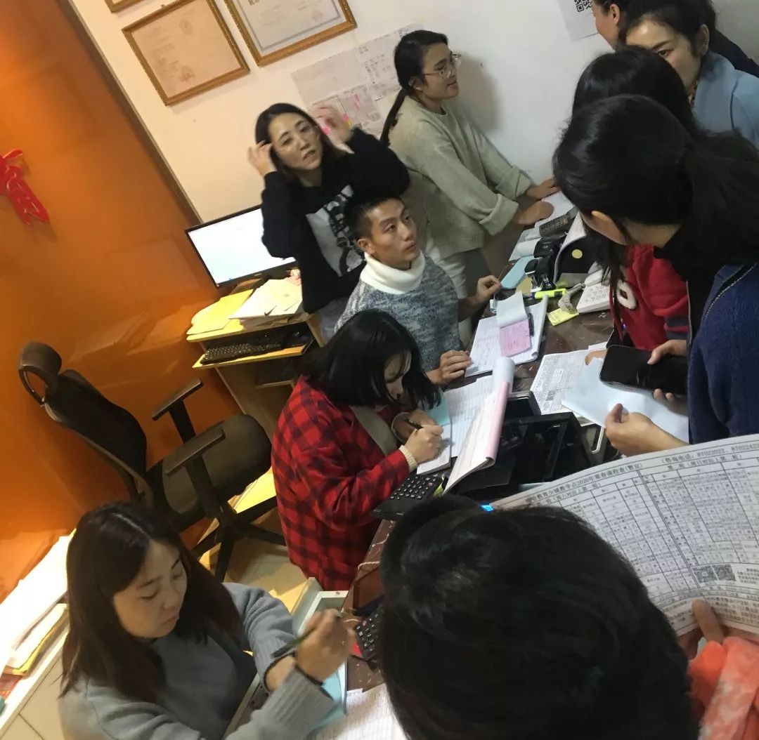 哈哈教育龙腾校区的老师,哈哈教育语文培训