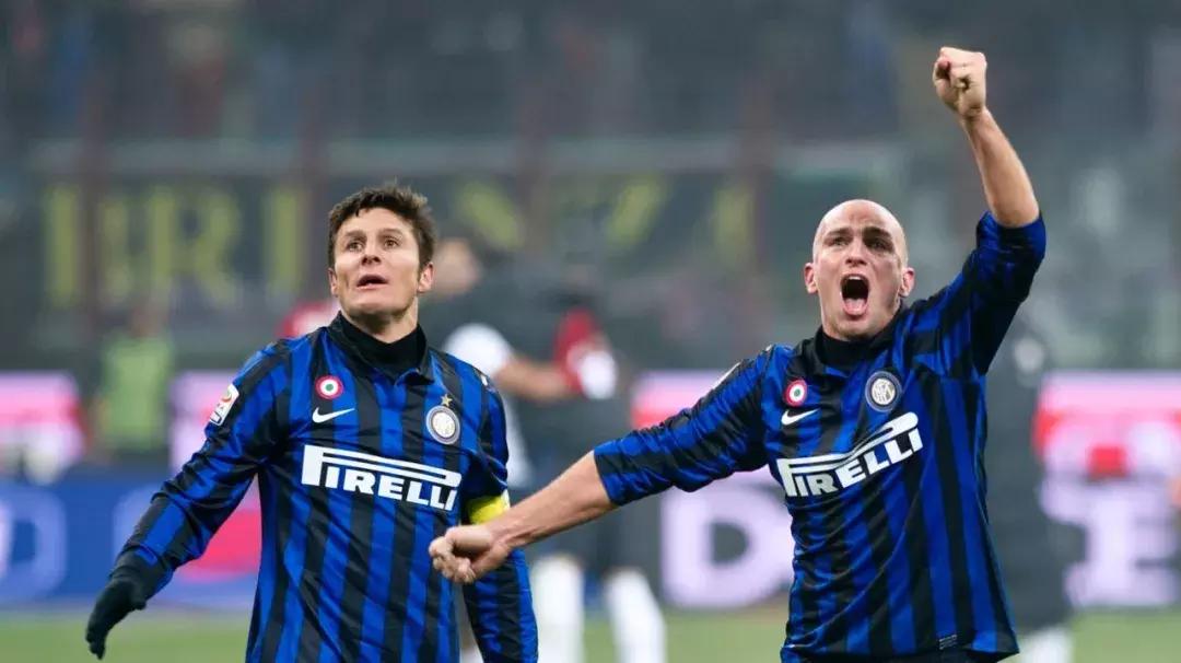 足球新赛季球衣宣传片,足球球衣广告