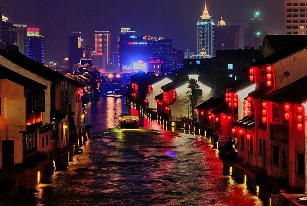 美食、音乐、巡游……这个“双节”的中山路不简单