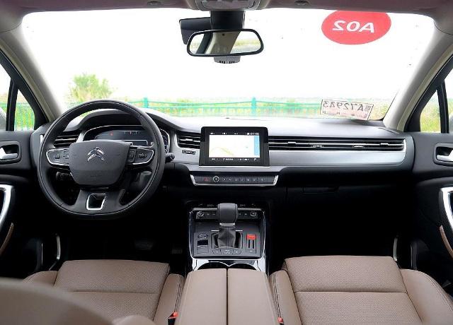 1.8t迈腾值不值得买18款,全新迈腾1.8t最低配