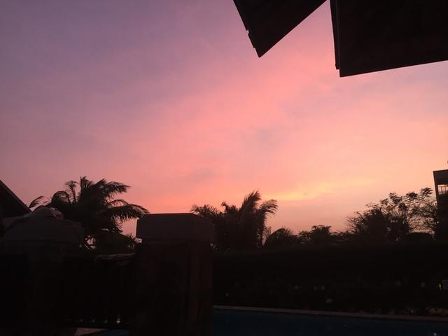 越南美女带妹子出游,越南美女旅游团