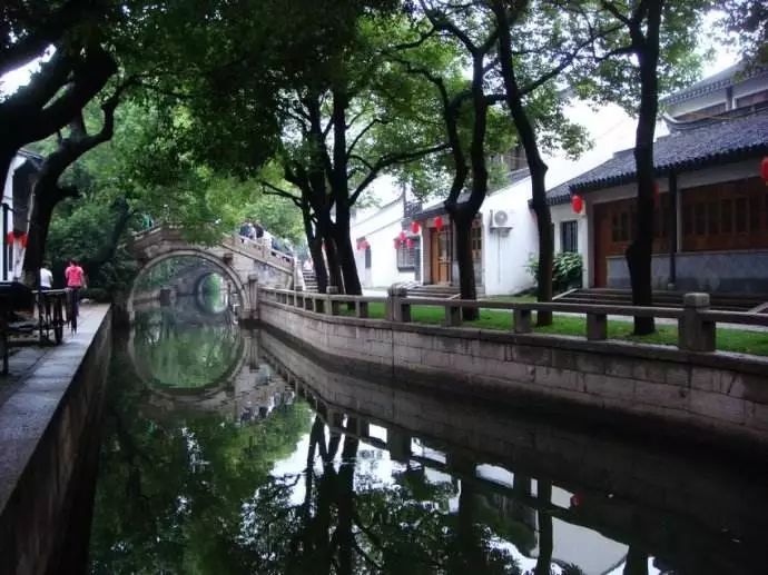 上海美食特别多的古镇,上海附近可以吃美食的古镇
