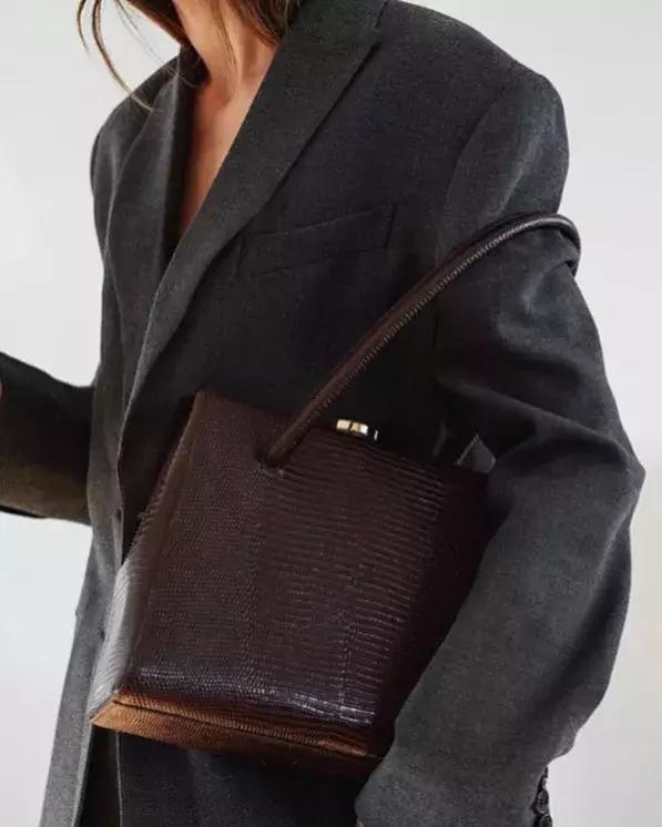 包包小众品牌大全排名,小众品牌包包推荐视频