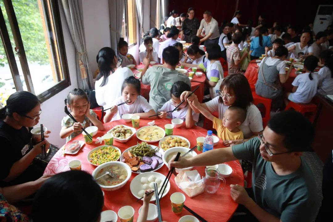 组图：武平县琴韵古筝行六一暨周年庆亲子活动圆满举行