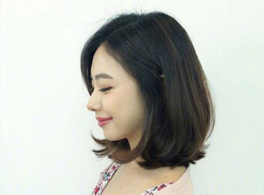 减龄气质超短发发型,女生一定要尝试的发型成熟短发