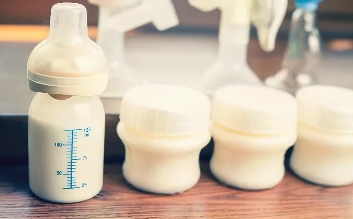 7-24月龄婴幼儿喂养指南2022,婴儿喝奶量标准算奶粉的容量吗