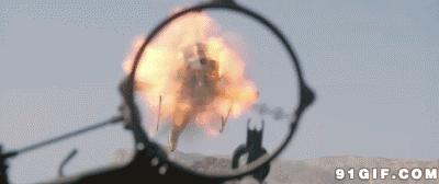 论用枪如何*飞机打**，我们是认真的！（漫画）