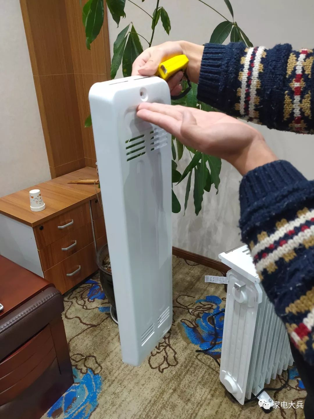 格力美的先锋油汀,格力艾美特取暖器测评