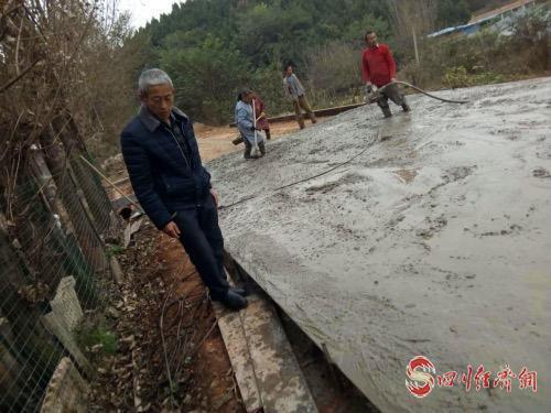 德阳旌阳“环保铁军”决战脱贫攻坚助260户贫困户“摘帽”