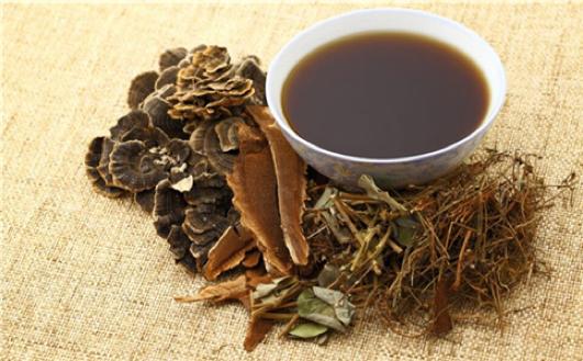 蕲艾灸为主,治疗宫颈Ca术后化疗致尿潴留(癃闭)案