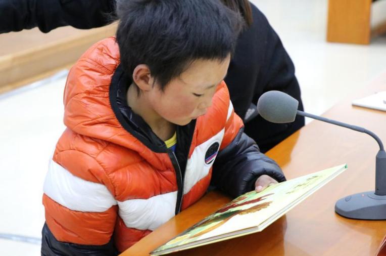 满头冰花的男孩,如今的冰花男孩