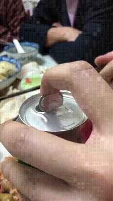 手机进水放进米缸里真的管用吗,手机进水放进米缸有用吗