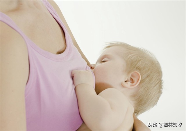 婴儿第一阶段奶粉营养高吗,为什么说宝宝的第一口奶很重要