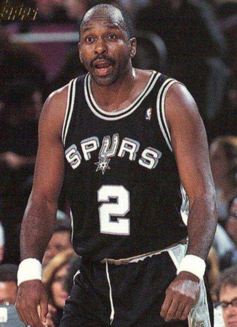 nba为啥是换人而不是买卖,nba可以随便换球队吗