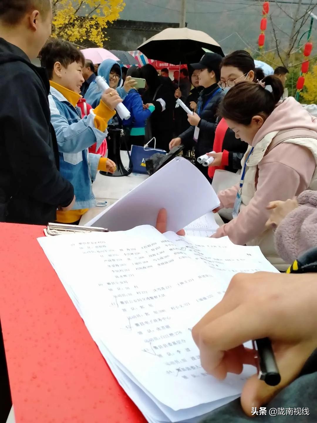 椋庡摜寰掓鐩存挱,闄囧崡椋庡摜璧勮