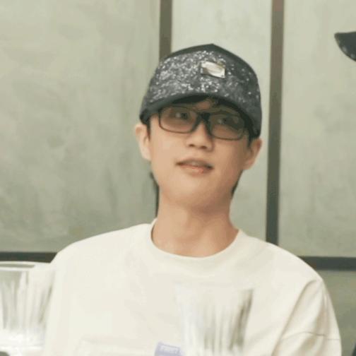 新歌1分钟评论破万！许嵩，这十年你去哪了？