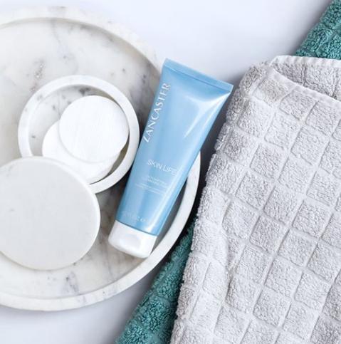 夏天肌肤变美的方法,夏季肌肤清爽的秘诀