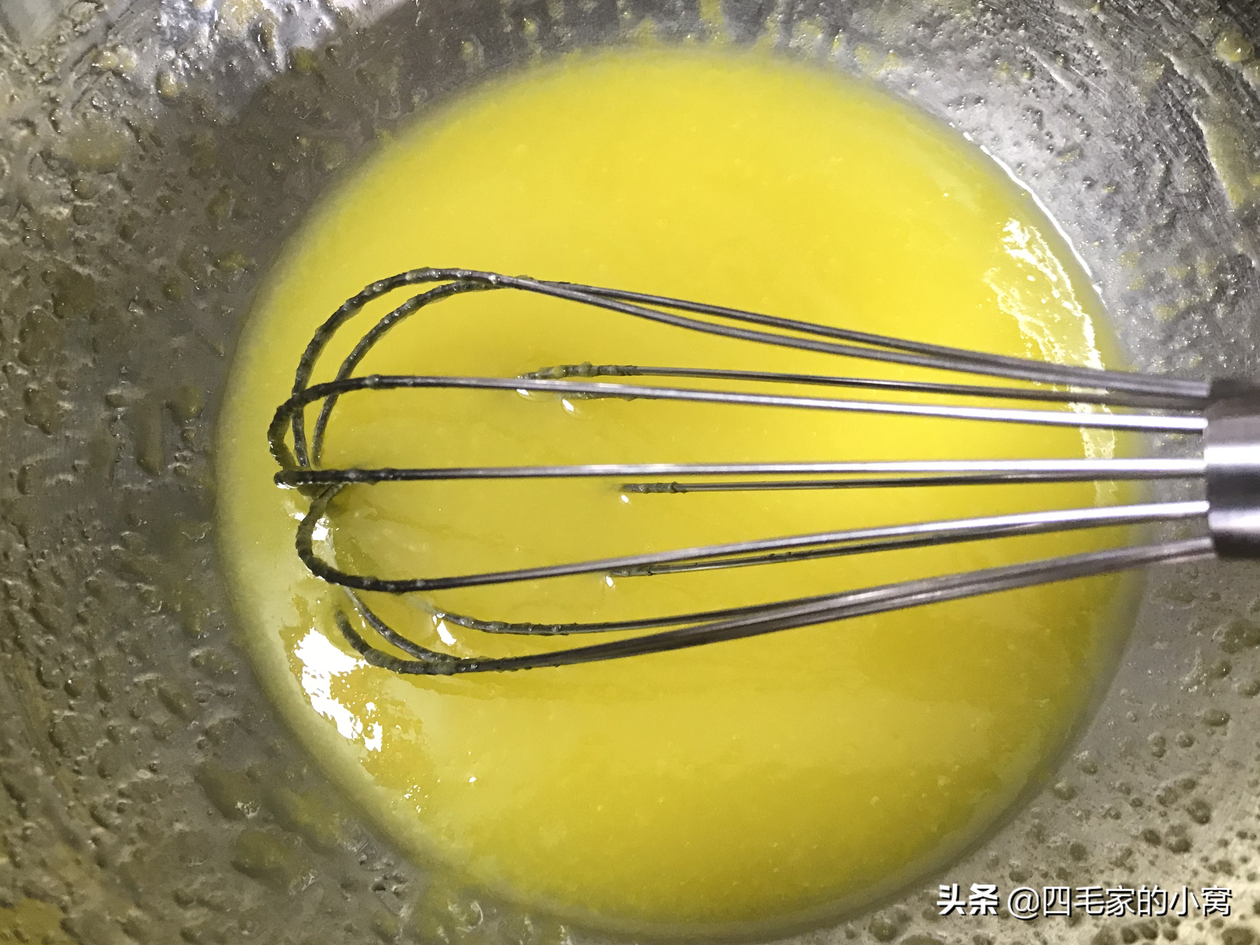 桃酥做出来放一天就不酥了,最正宗的奶酥月饼告诉你简单做法