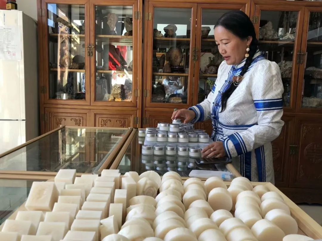 巴彦淖尔有哪些旅游景点值得去,巴彦淖尔有什么值得买的特产