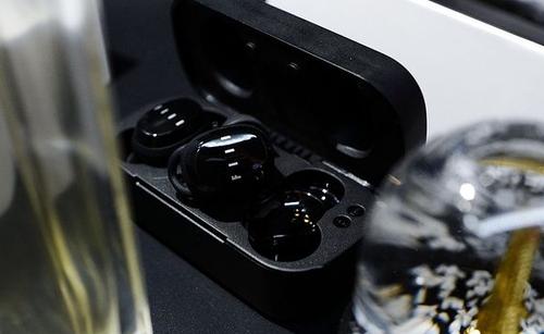 无线蓝牙耳机和运动蓝牙耳机,无线蓝牙耳机与有线蓝牙耳机