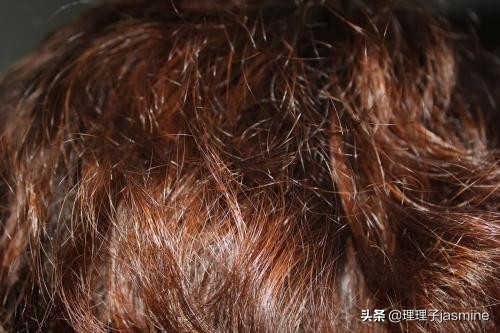 怎样才能使毛躁的头发变得顺直,怎么样才能让头发变直变顺