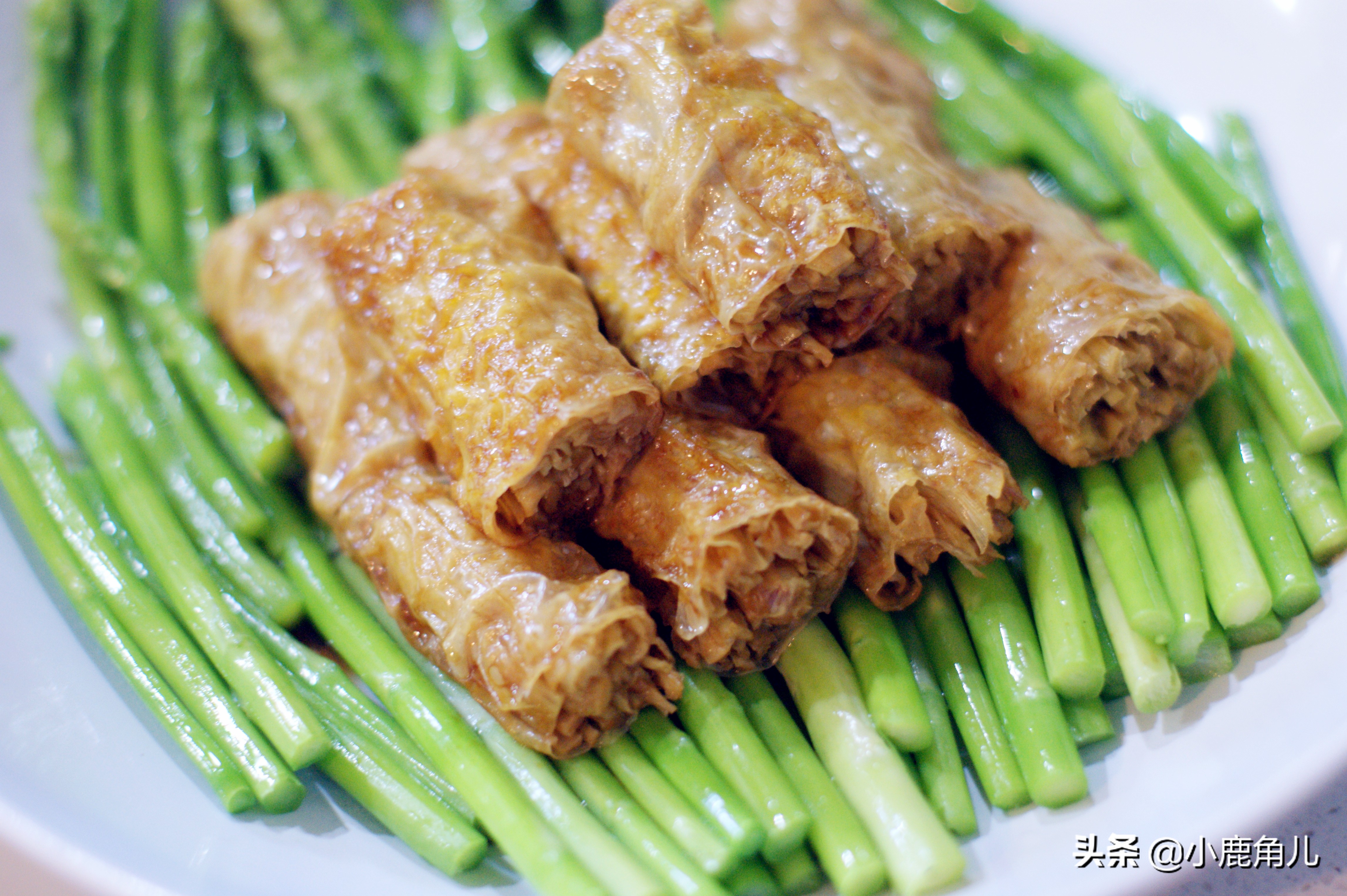 红烧素鸡卷,浙菜红烧卷鸡做法