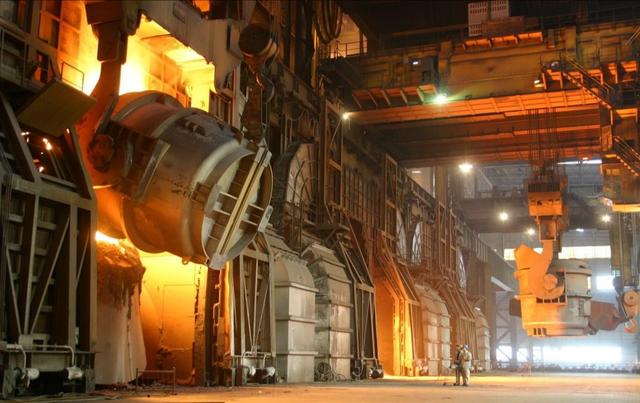 航空母舰用木头怎么做,航空母舰用什么钢材造的