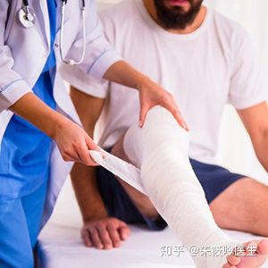 下肢静脉溃疡伤口治疗的指南,下肢静脉溃疡的治疗方法