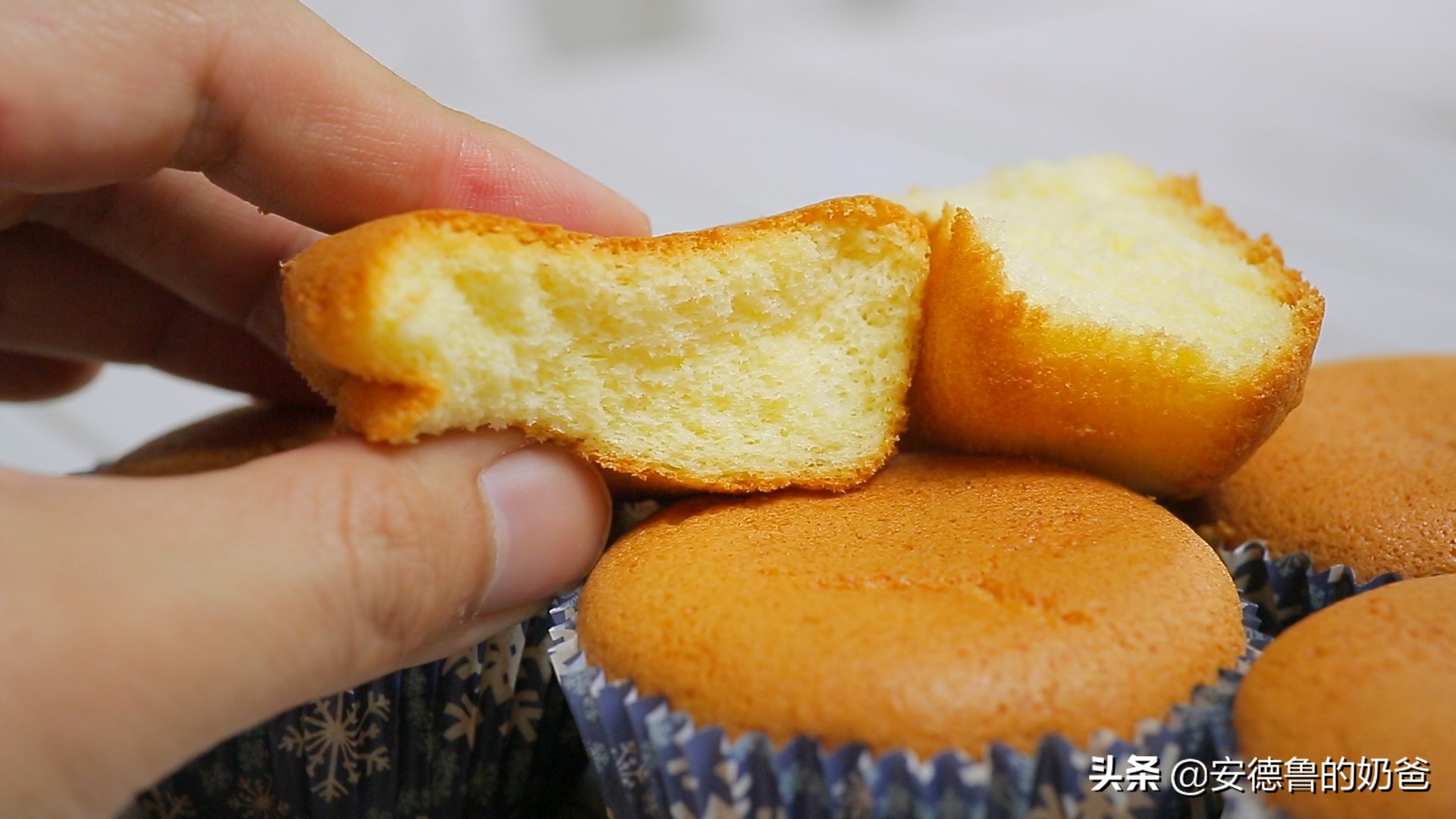 戚风蛋糕做法塌陷原因,戚风倒扣塌陷怎么补救