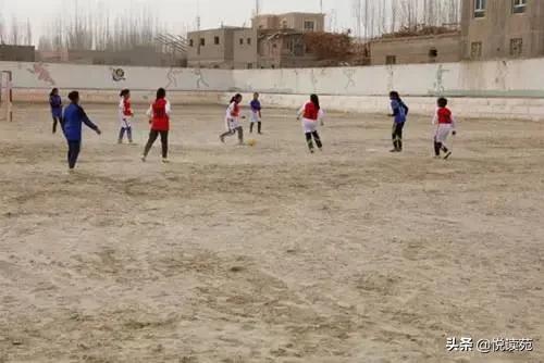 秦川小时候踢足球,秦川打球视频