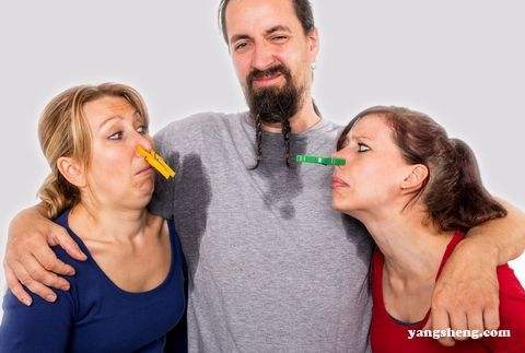 真正爱你的人闻你味道,真正爱你的人会嫌弃你有狐臭吗