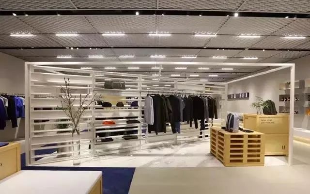 地素razzle深圳男装,地素时尚入股运动潮牌