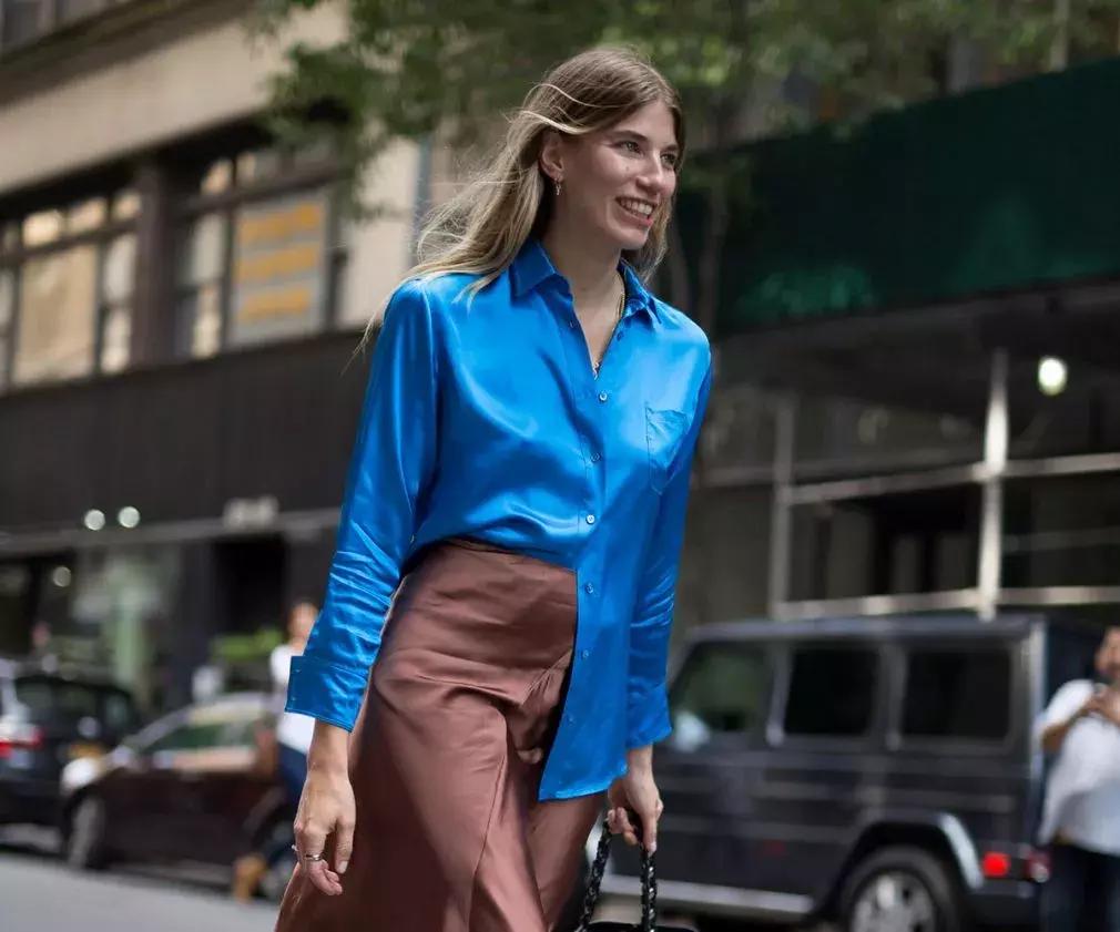 真丝衬衫羽绒服怎么清洗 (桑蚕丝羊绒衬衫怎么洗涤)